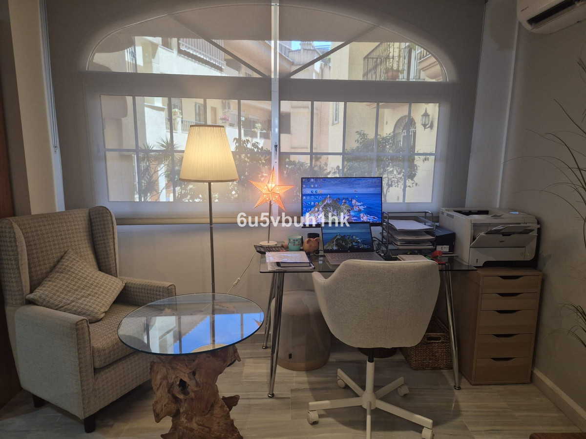 3 Bed Apartment for sale in Los Pacos Costa Del Sol, Málaga, Spain
