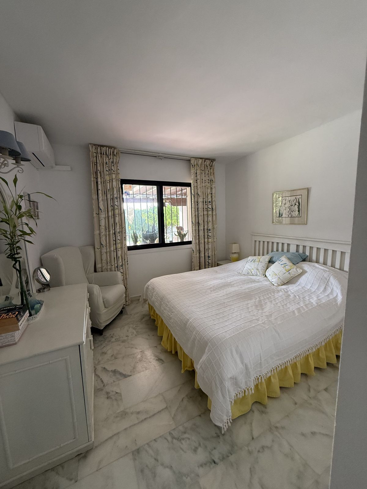 4 Bed Townhouse for sale in Calahonda Costa Del Sol, Málaga, Spain