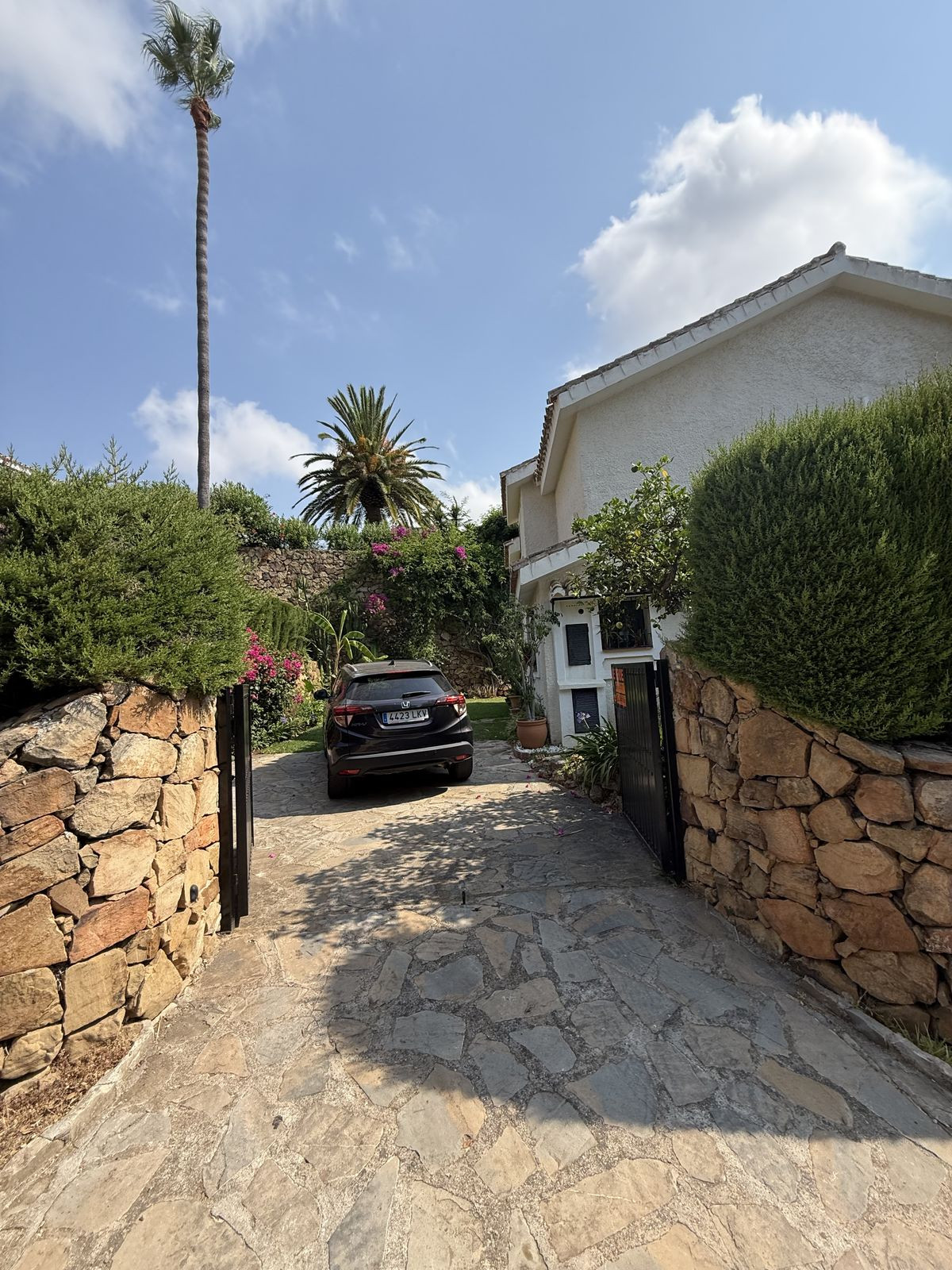 4 Bed Townhouse for sale in Calahonda Costa Del Sol, Málaga, Spain