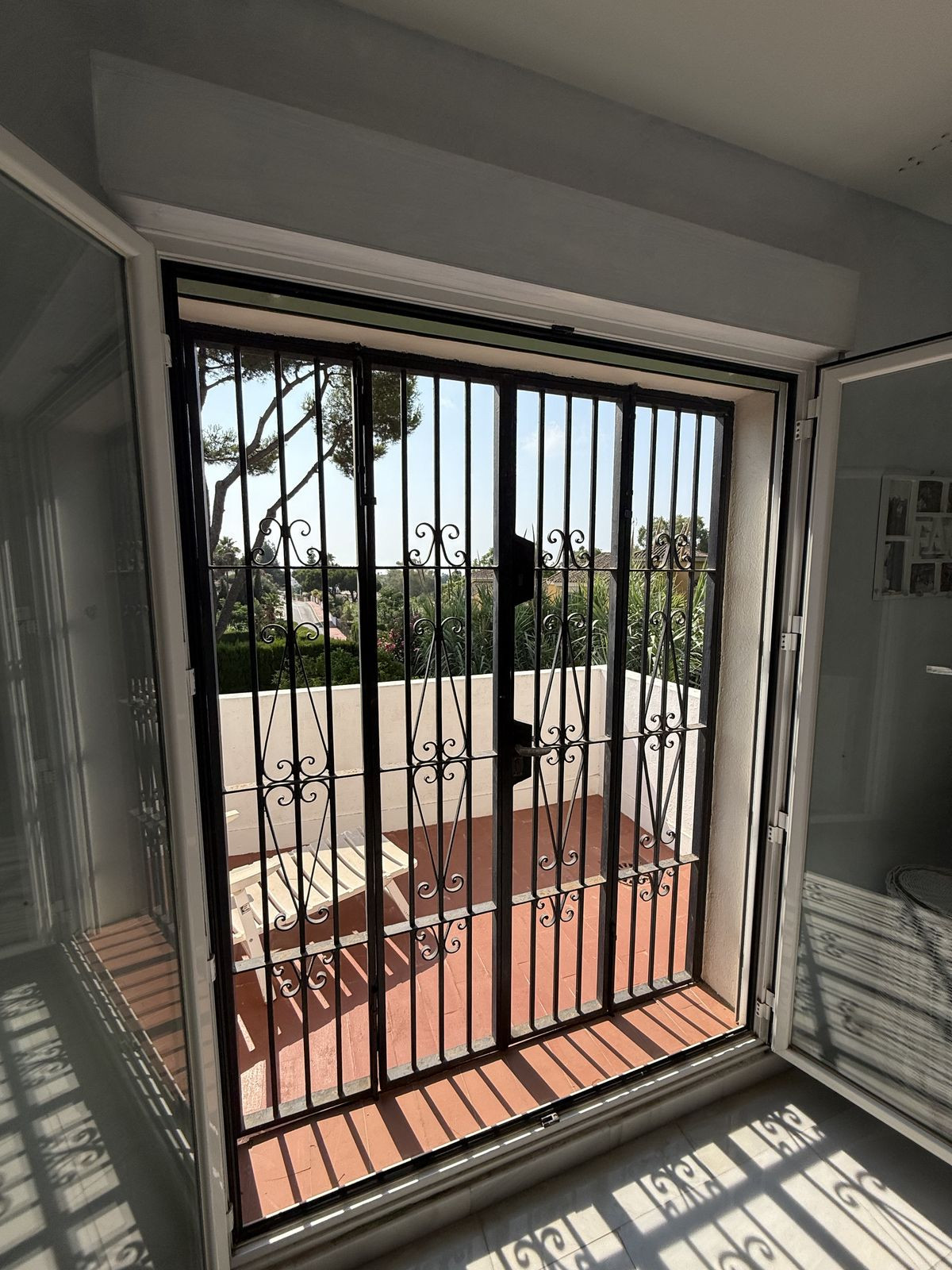 4 Bed Townhouse for sale in Calahonda Costa Del Sol, Málaga, Spain