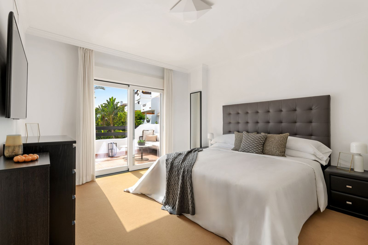 3 Bed Townhouse for sale in Marbella Costa Del Sol, Málaga, Spain