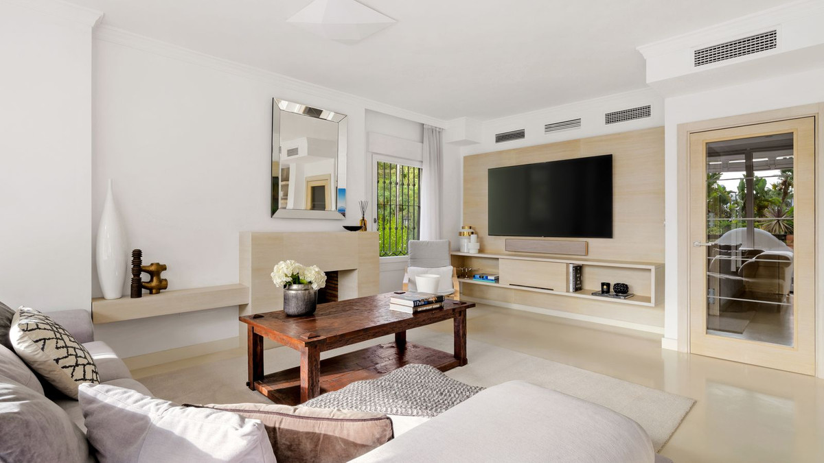3 Bed Townhouse for sale in Marbella Costa Del Sol, Málaga, Spain