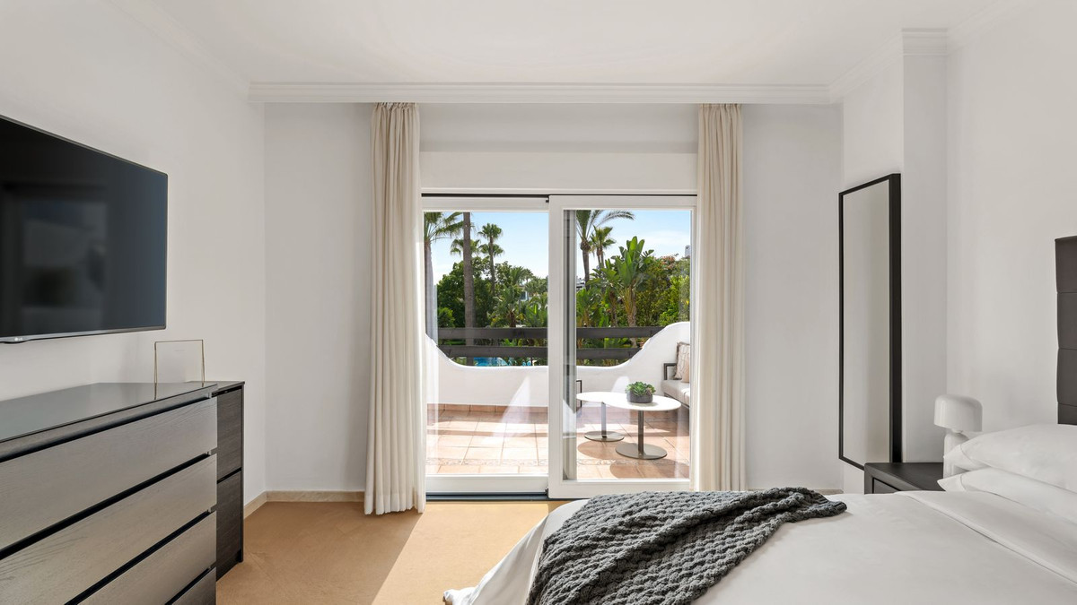 3 Bed Townhouse for sale in Marbella Costa Del Sol, Málaga, Spain