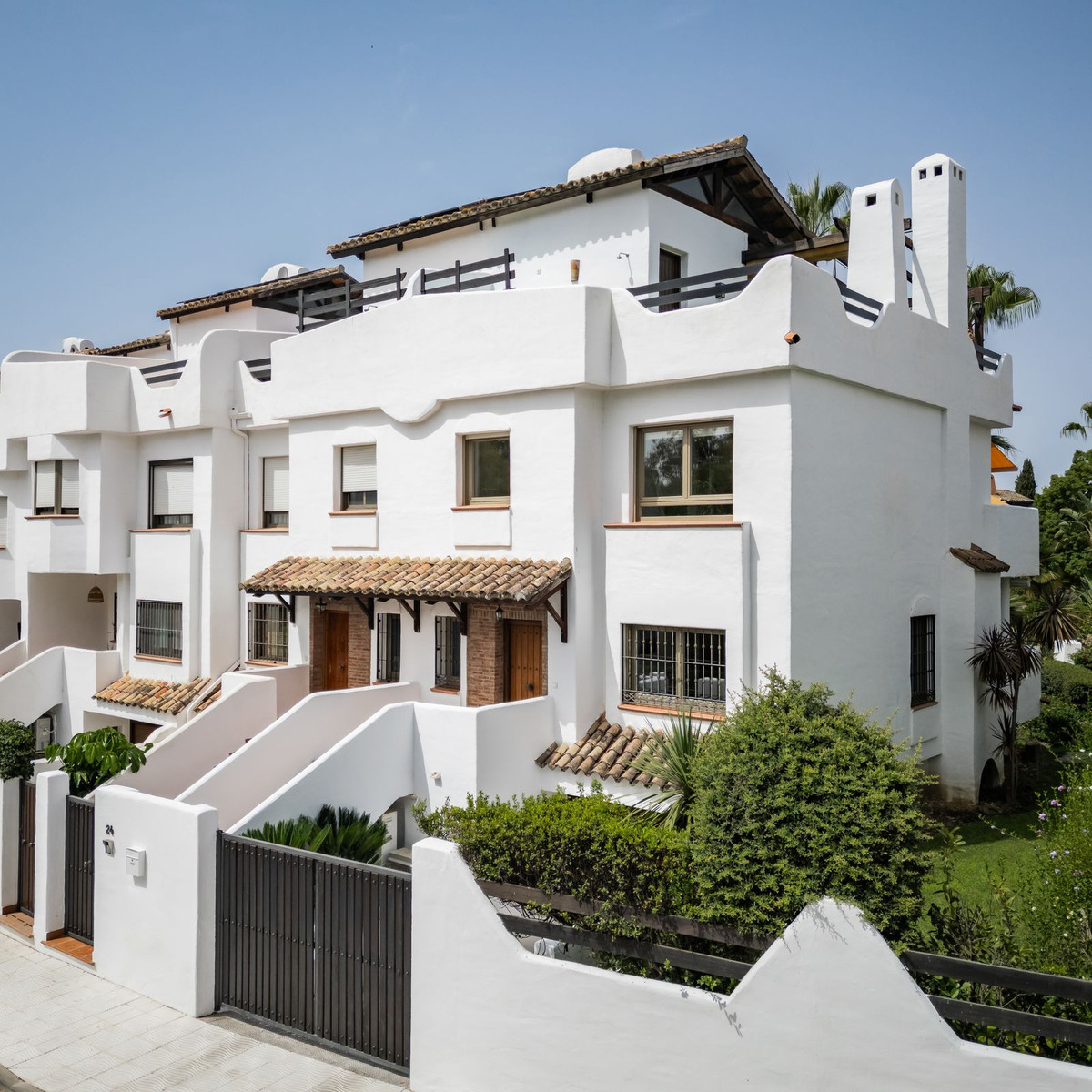 3 Bed Townhouse for sale in Marbella Costa Del Sol, Málaga, Spain