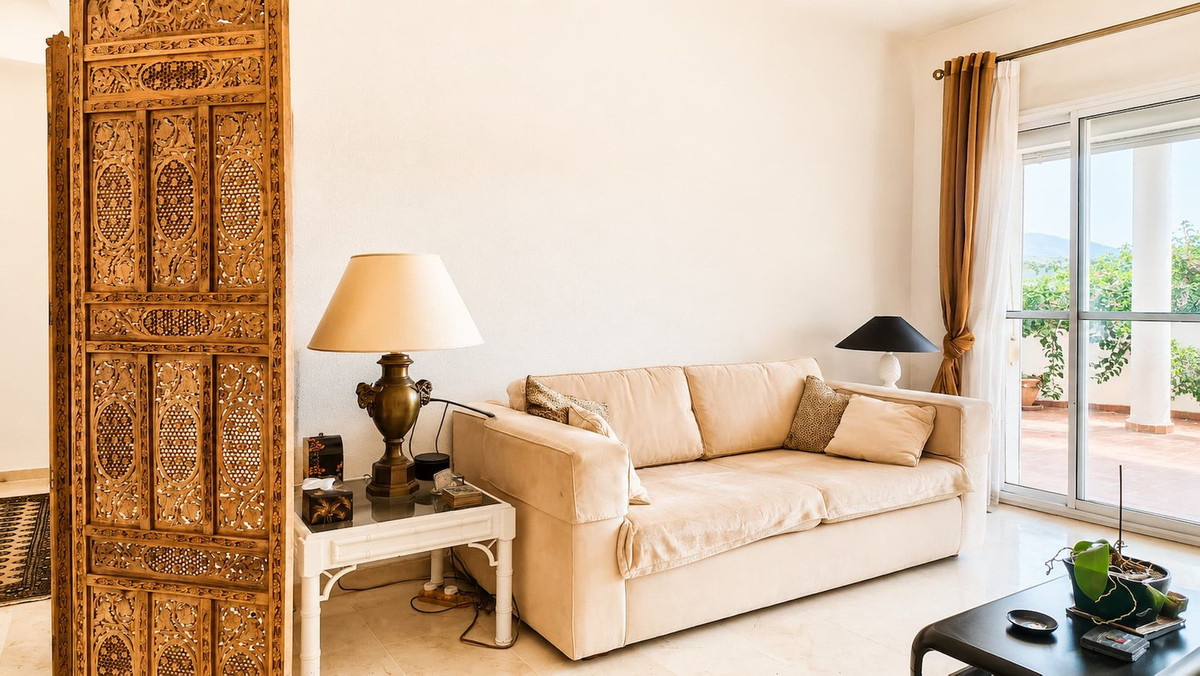 2 Bed Apartment for sale in Estepona Costa Del Sol, Málaga, Spain