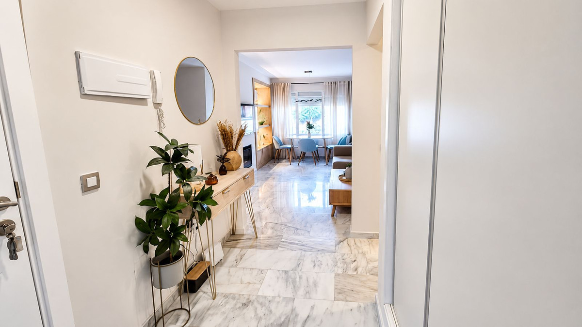 2 Bed Apartment for sale in New Golden Mile Costa Del Sol, Málaga, Spain