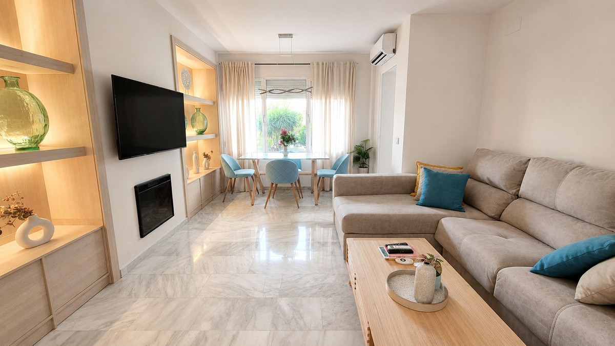 2 Bed Apartment for sale in New Golden Mile Costa Del Sol, Málaga, Spain
