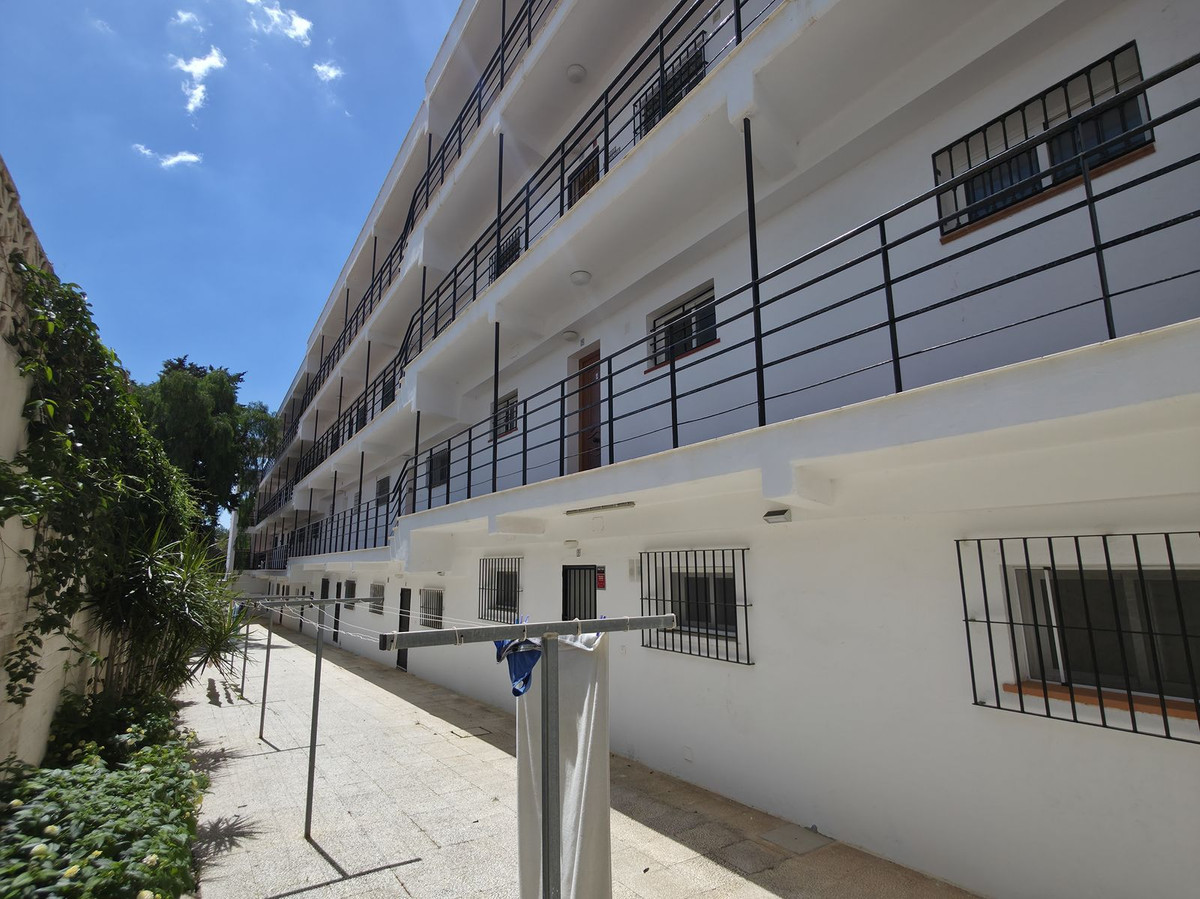 2 Bed Apartment for sale in Benalmadena Costa Del Sol, Málaga, Spain