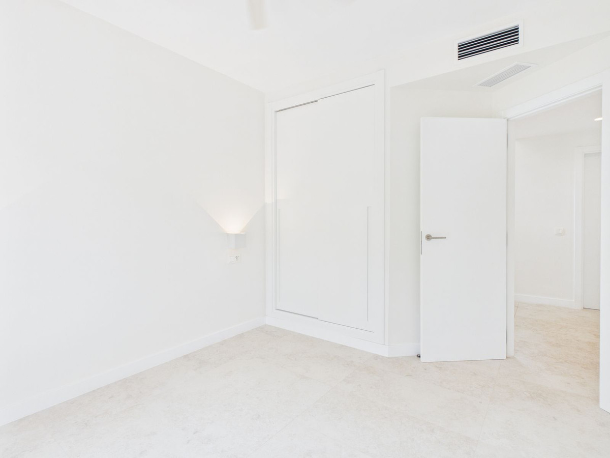 4 Bed Townhouse for sale in Istán Costa Del Sol, Málaga, Spain