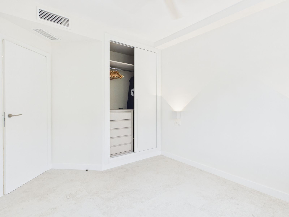 4 Bed Townhouse for sale in Istán Costa Del Sol, Málaga, Spain