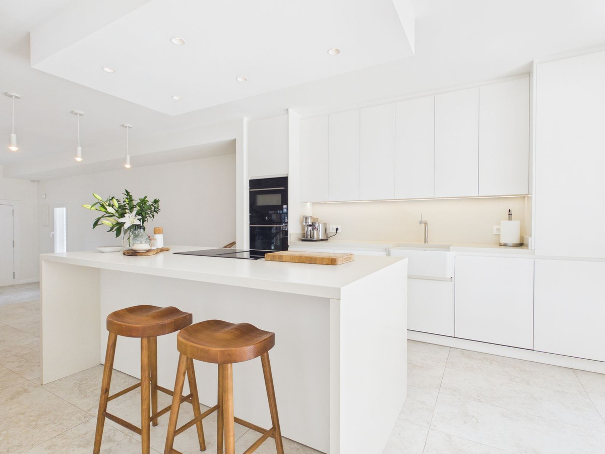 4 Bed Townhouse for sale in Istán Costa Del Sol, Málaga, Spain