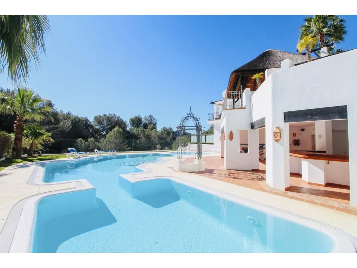 4 Bed Townhouse for sale in Istán Costa Del Sol, Málaga, Spain