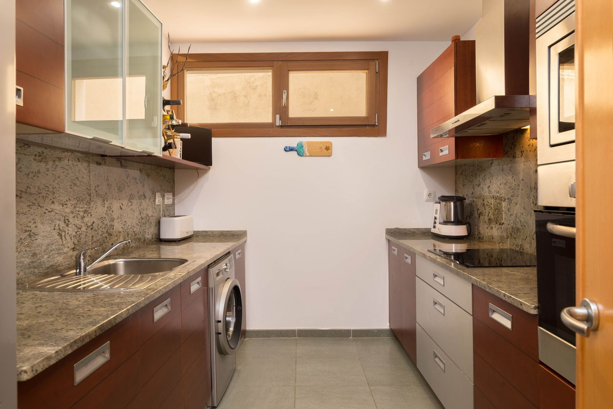 3 Bed Apartment for sale in Altos De Los Monteros Costa Del Sol, Málaga, Spain