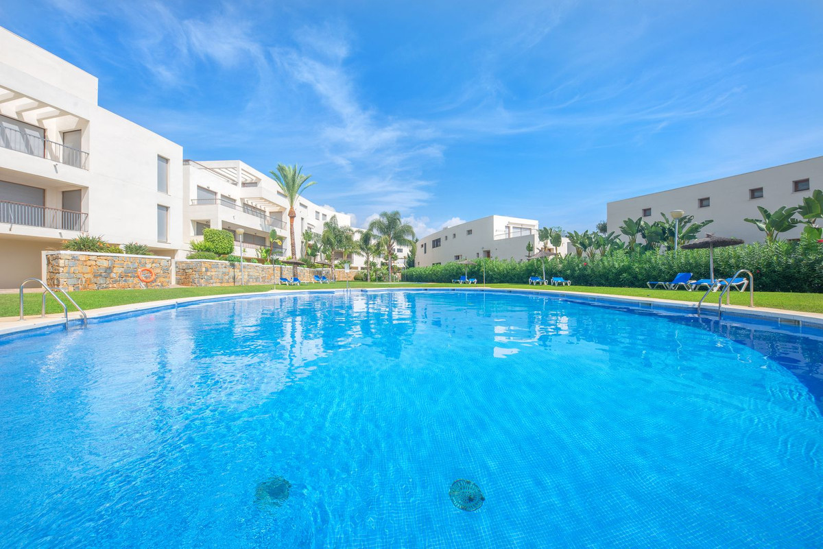 3 Bed Apartment for sale in Altos De Los Monteros Costa Del Sol, Málaga, Spain
