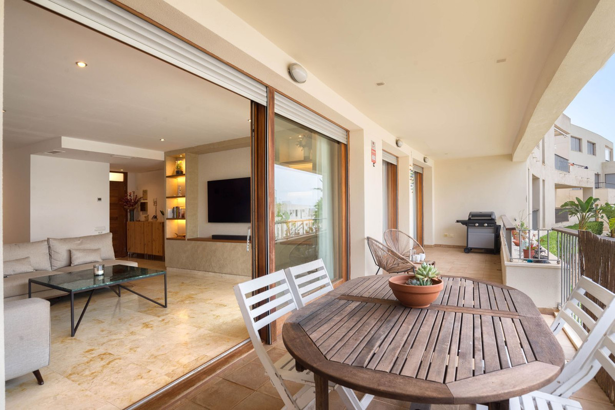 3 Bed Apartment for sale in Altos De Los Monteros Costa Del Sol, Málaga, Spain