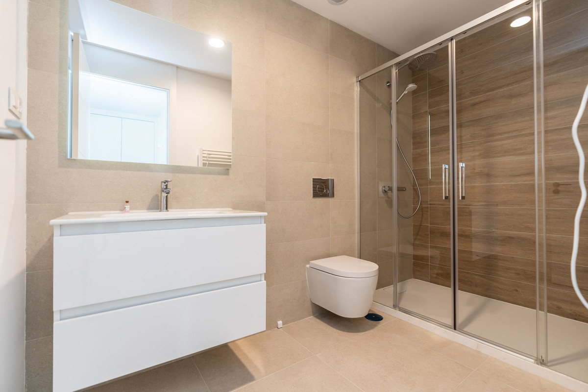 2 Bed Apartment for sale in Torremolinos Costa Del Sol, Málaga, Spain