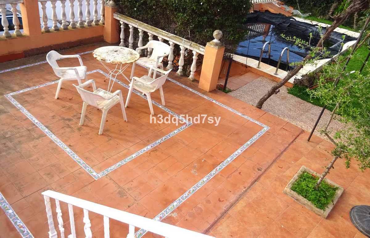 4 Bed Townhouse for sale in Calypso Costa Del Sol, Málaga, Spain