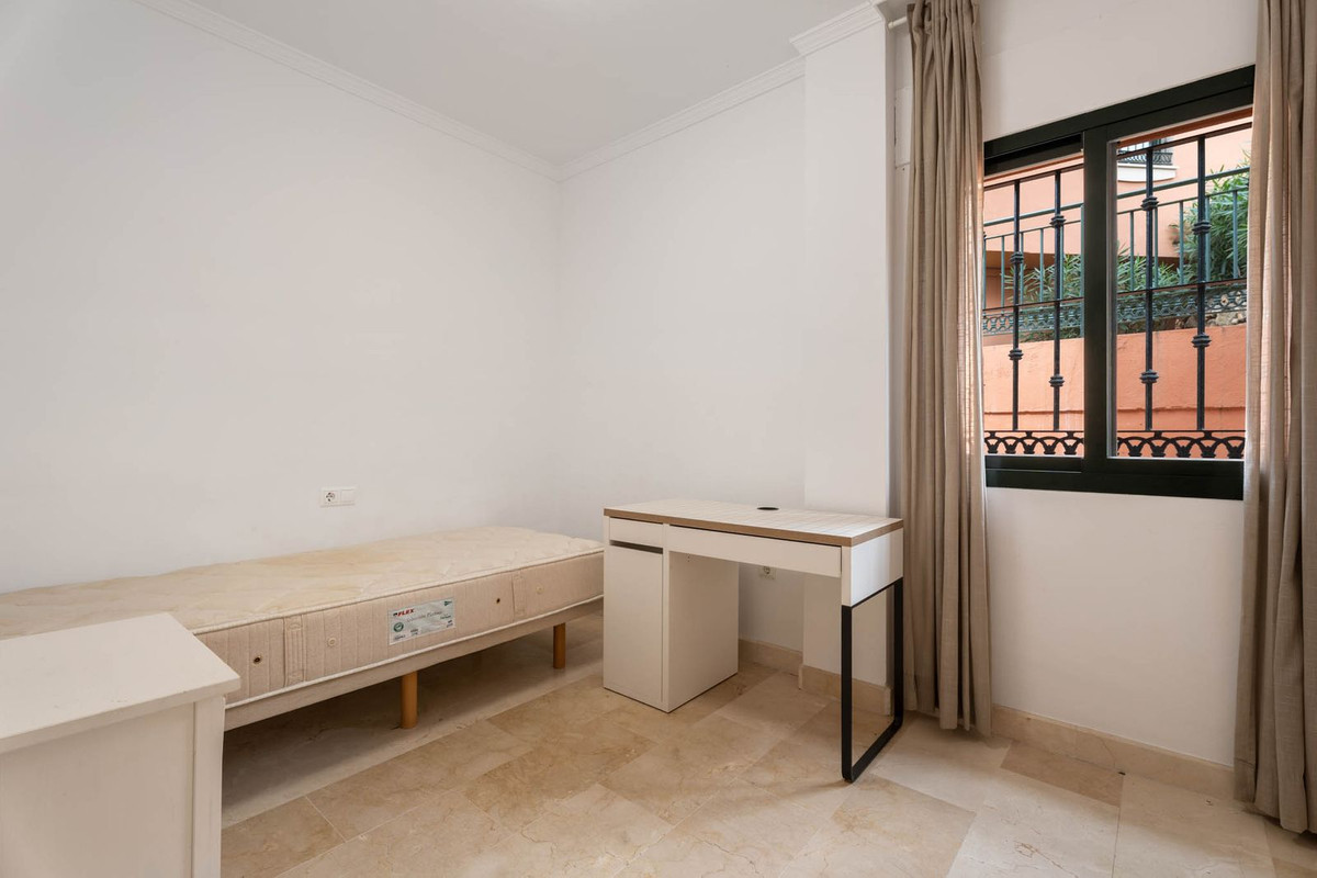 3 Bed Apartment for sale in Elviria Costa Del Sol, Málaga, Spain