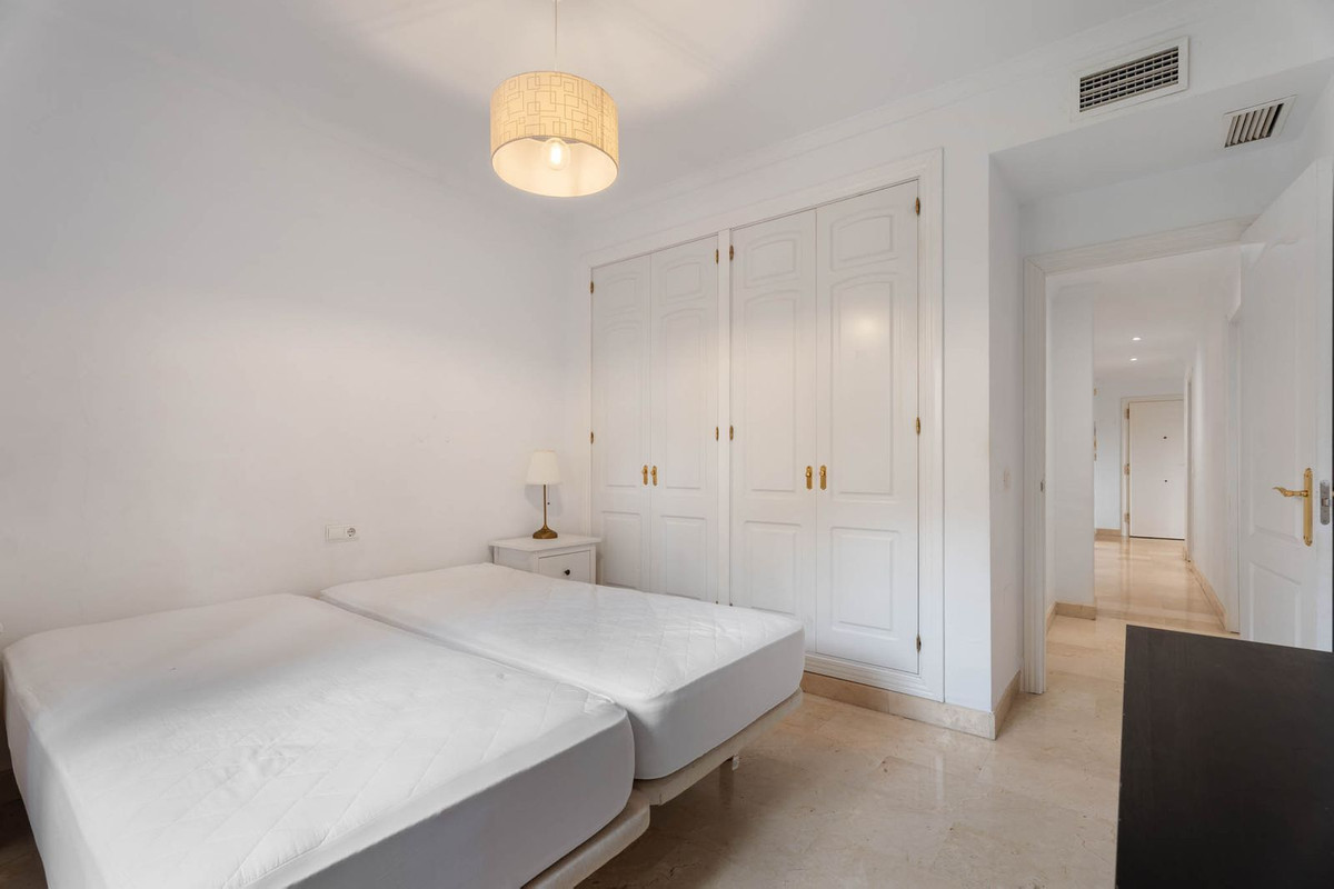 3 Bed Apartment for sale in Elviria Costa Del Sol, Málaga, Spain