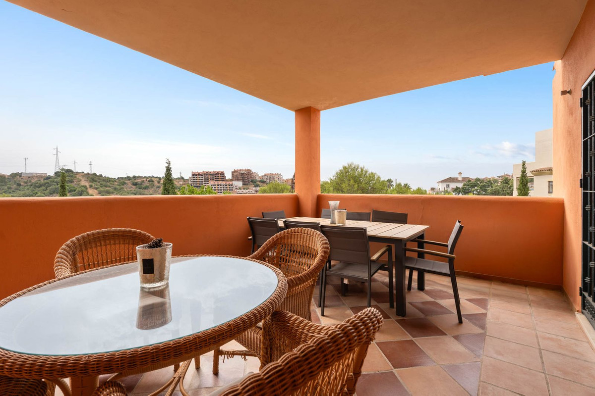 3 Bed Apartment for sale in Elviria Costa Del Sol, Málaga, Spain