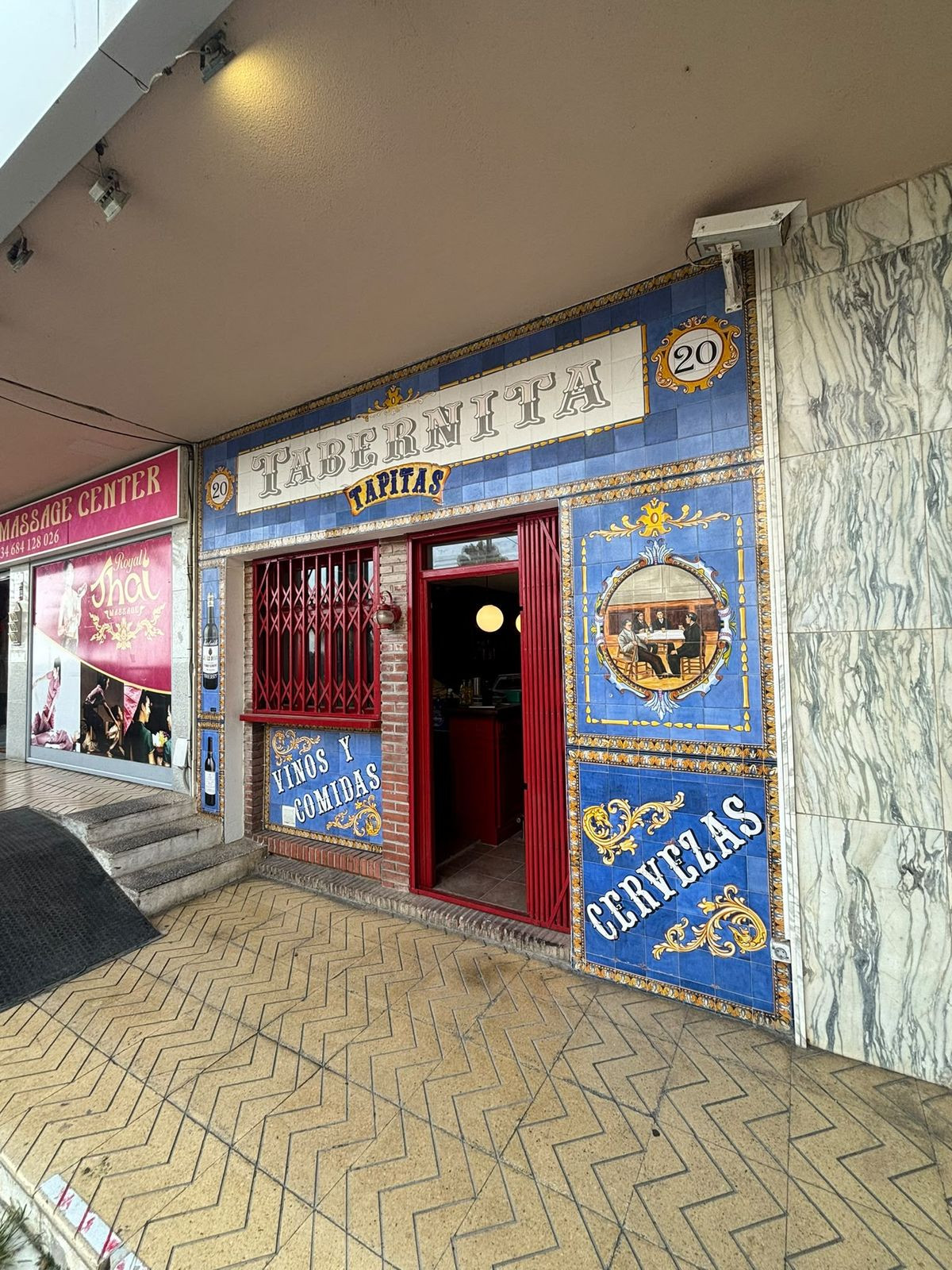 Commercial unit for sale in Marbella Costa Del Sol, Málaga, Spain