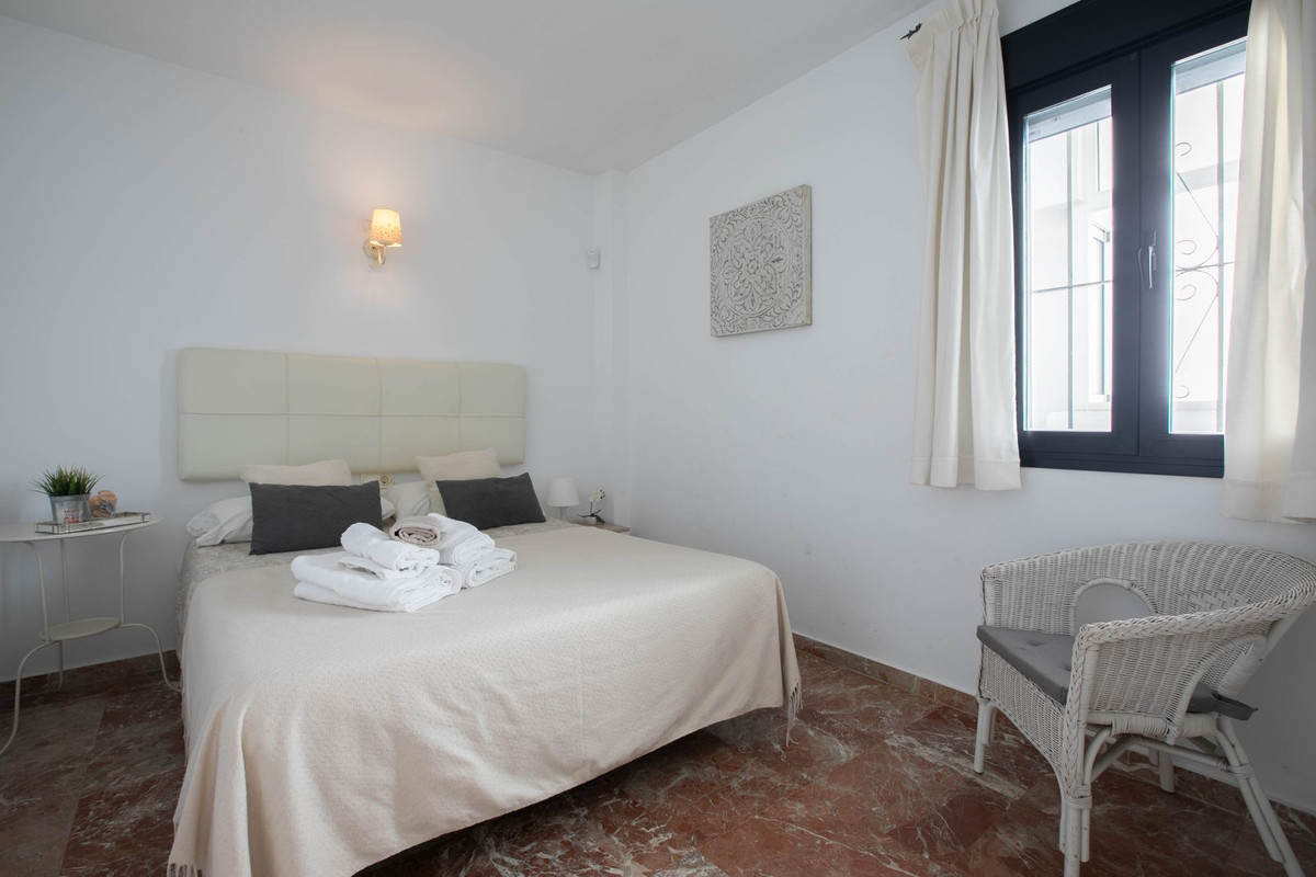 1 Bed Apartment for sale in Los Boliches Costa Del Sol, Málaga, Spain