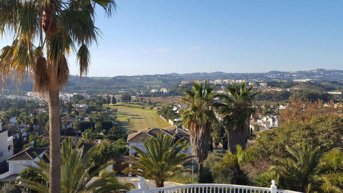 Se vende Terreno Urbano  en Costa Del Sol, Málaga, España