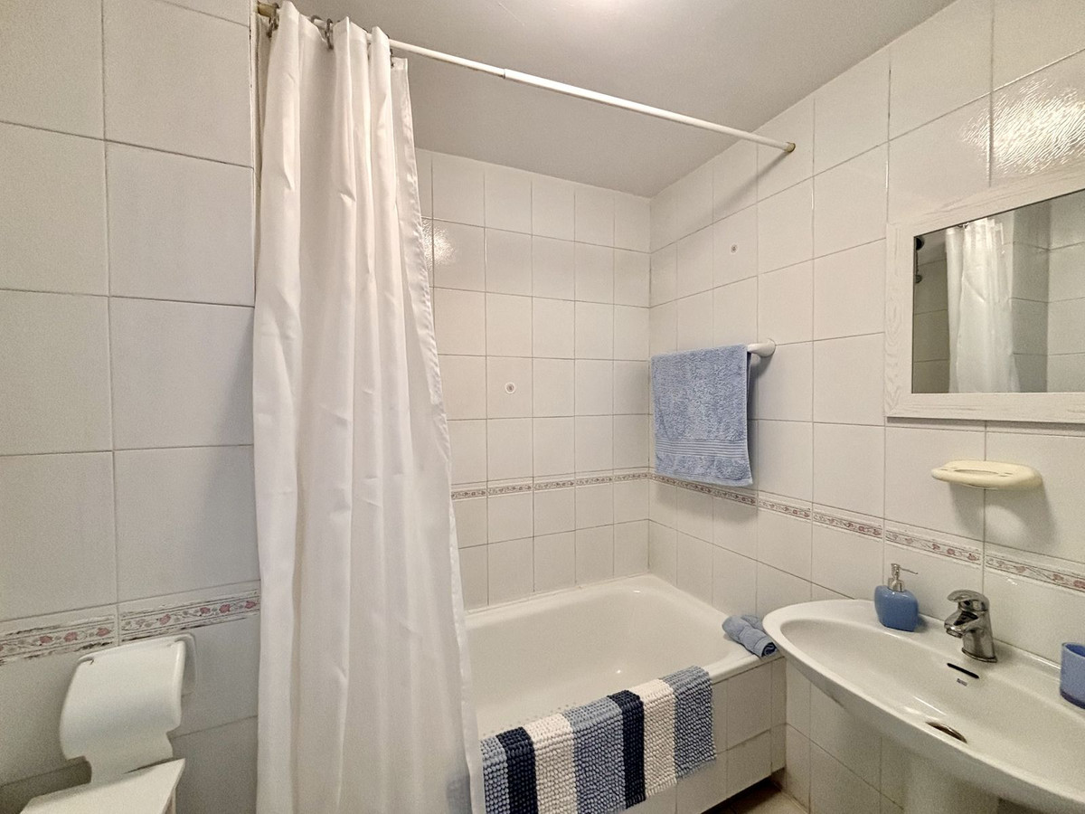 Se vende Ático de 2 dormitorios en Costa Del Sol, Málaga, España