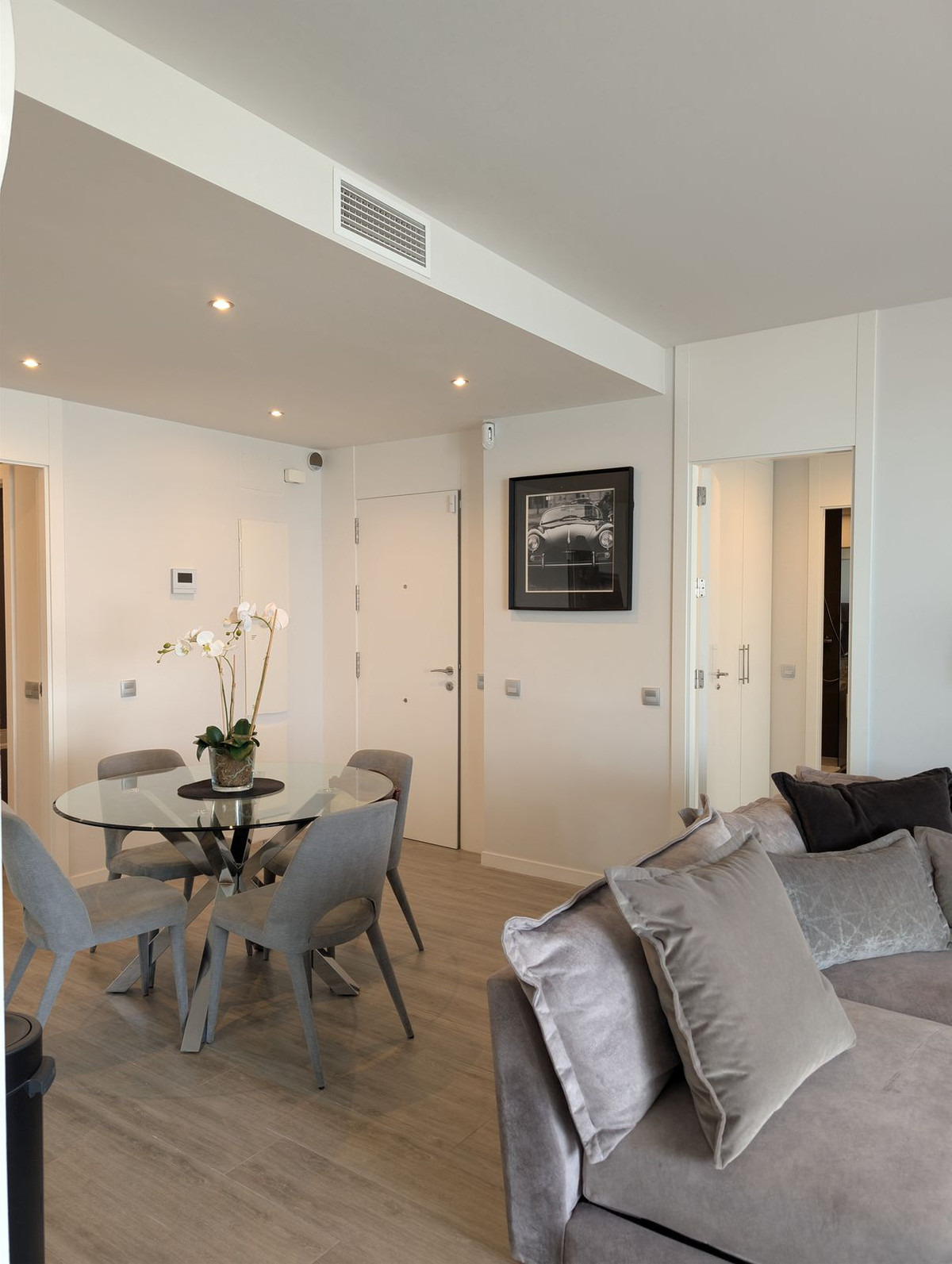 3 Bed Apartment for sale in Estepona Costa Del Sol, Málaga, Spain