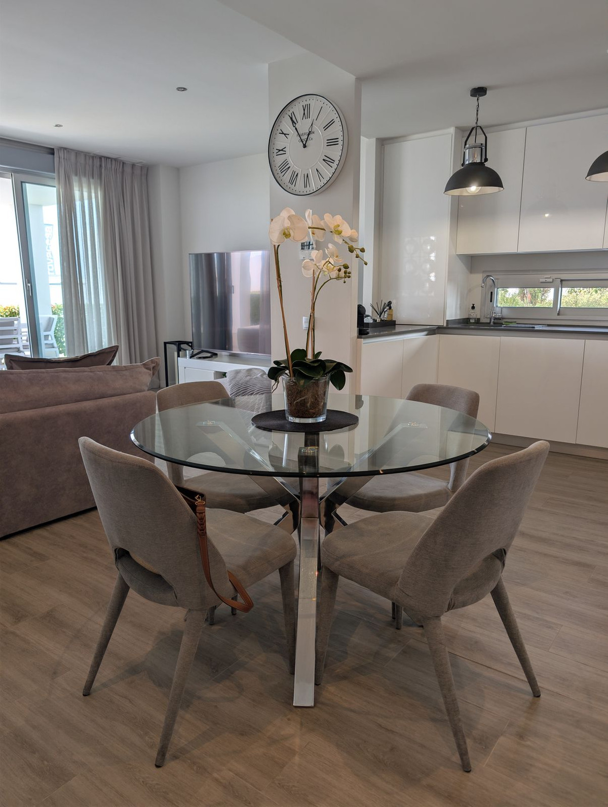 3 Bed Apartment for sale in Estepona Costa Del Sol, Málaga, Spain