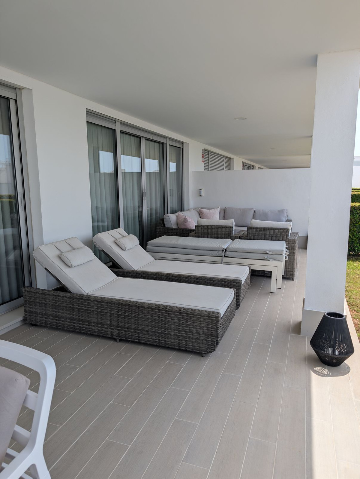 3 Bed Apartment for sale in Estepona Costa Del Sol, Málaga, Spain
