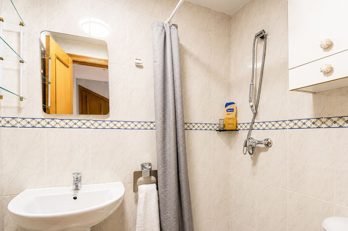 Se vende Adosada de 4 dormitorios en Costa Del Sol, Málaga, España