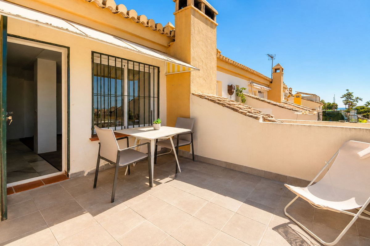 Se vende Adosada de 4 dormitorios en Costa Del Sol, Málaga, España