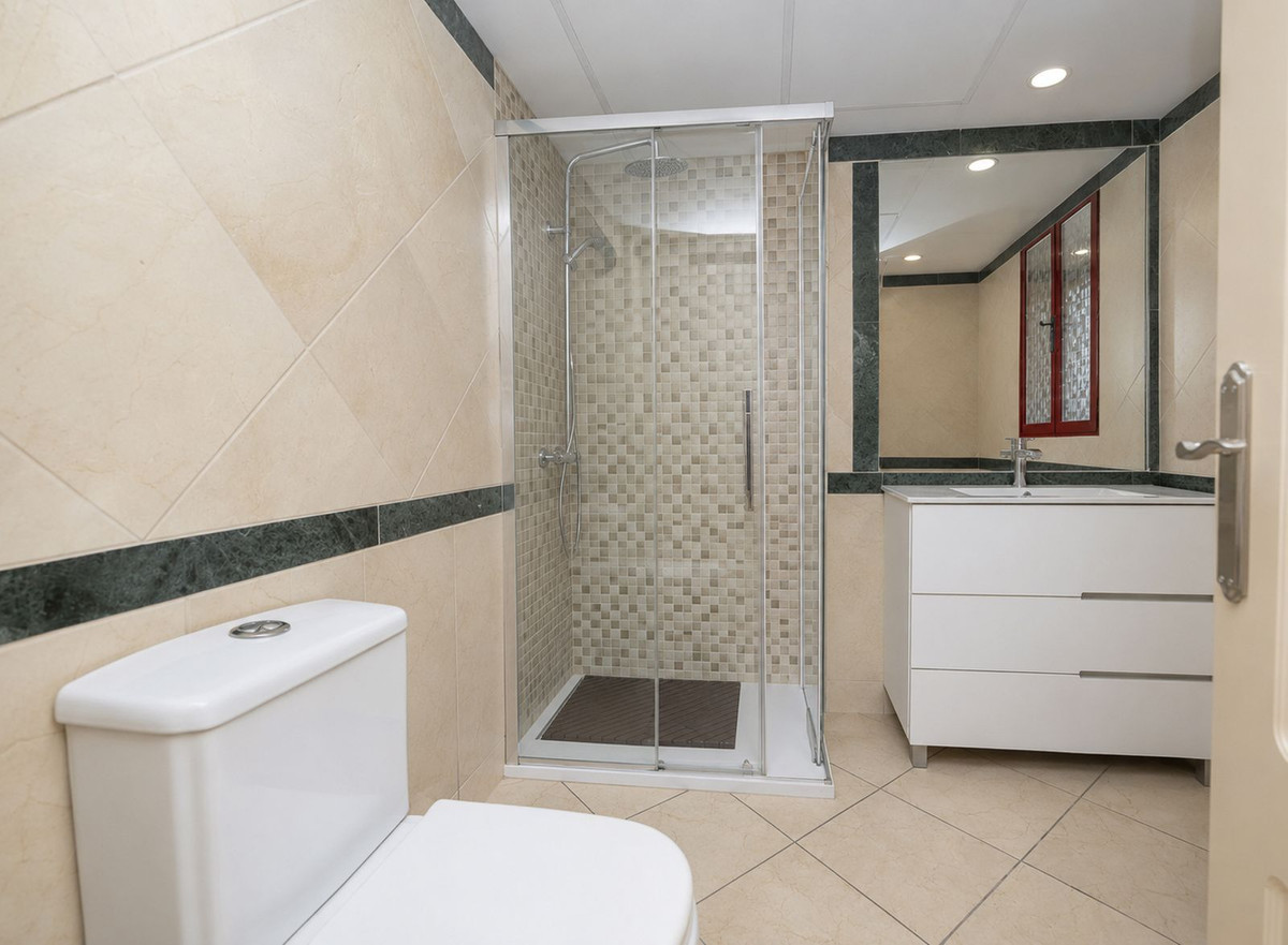 5 Bed Townhouse for sale in Torrequebrada Costa Del Sol, Málaga, Spain