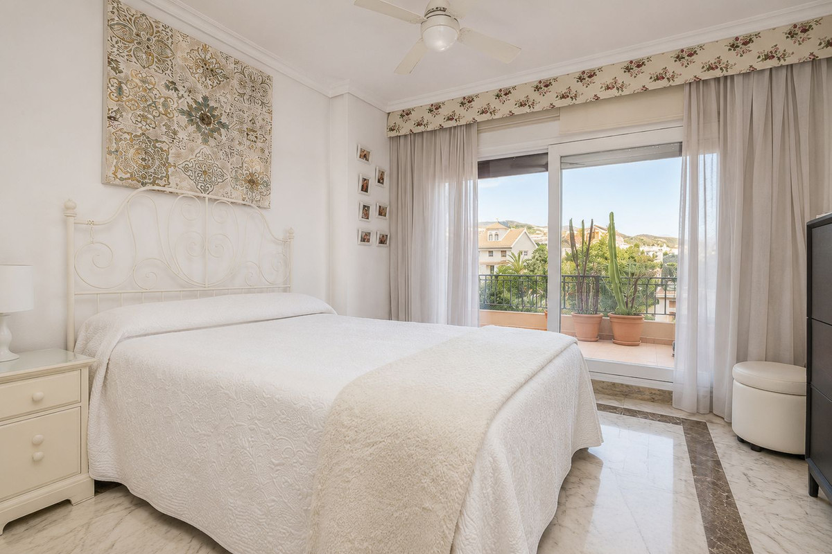 5 Bed Townhouse for sale in Torrequebrada Costa Del Sol, Málaga, Spain