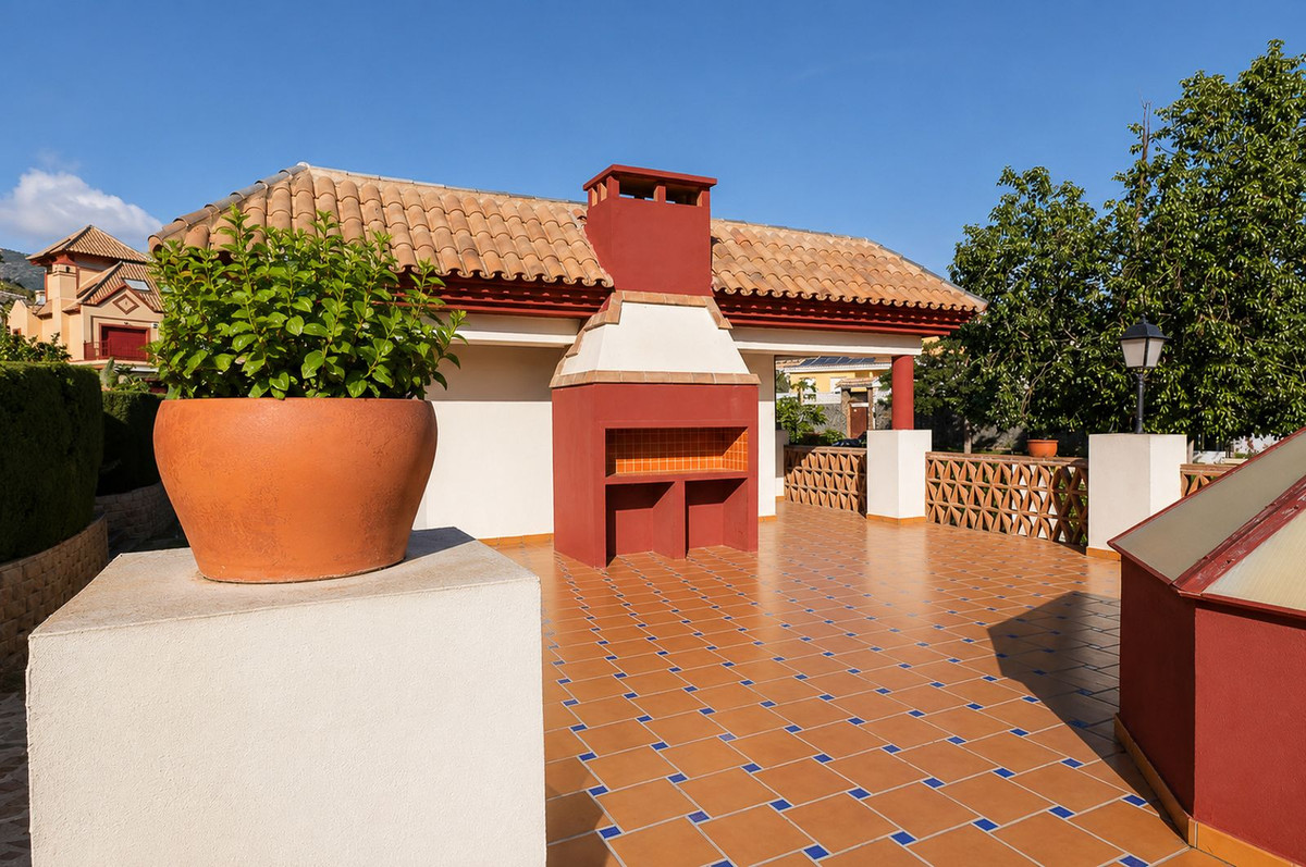 5 Bed Townhouse for sale in Torrequebrada Costa Del Sol, Málaga, Spain