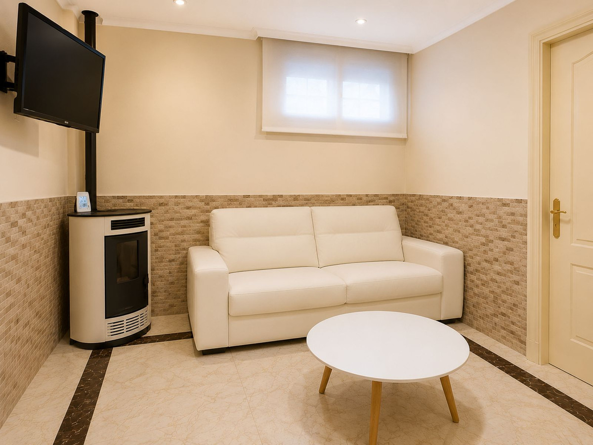 5 Bed Townhouse for sale in Torrequebrada Costa Del Sol, Málaga, Spain