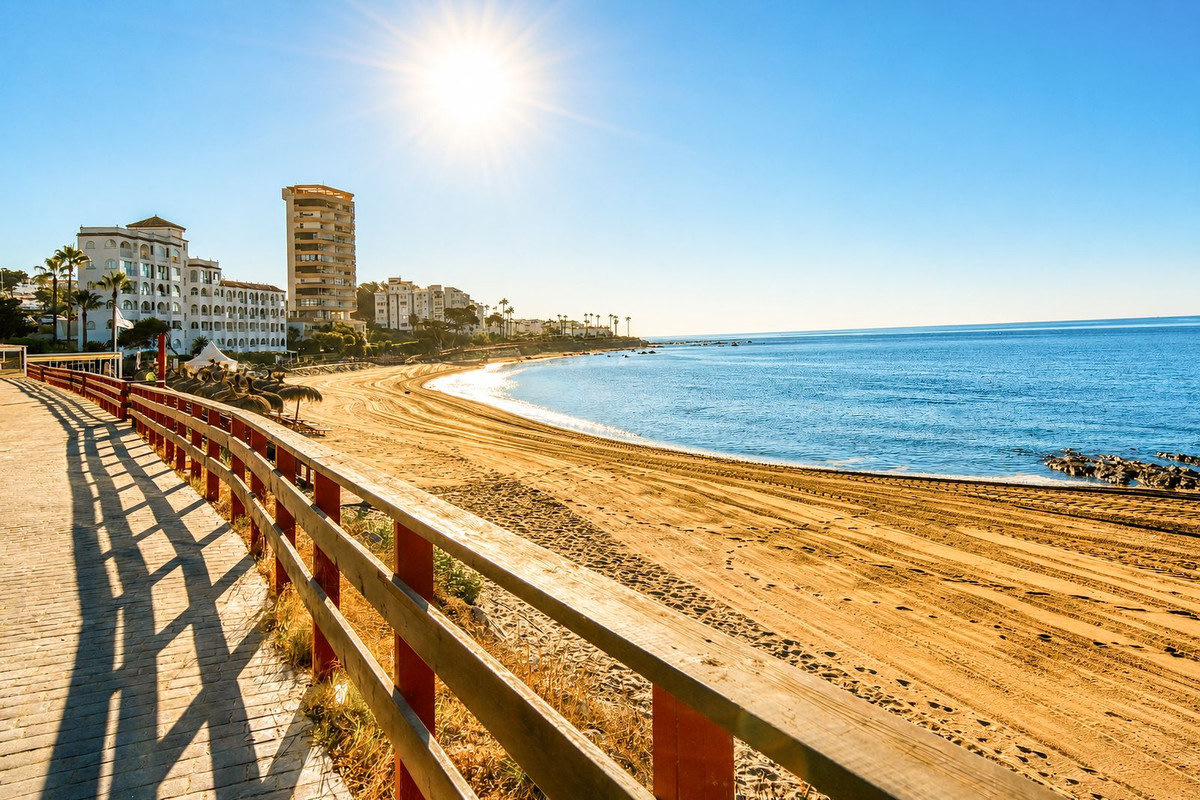 2 Bed Apartment for sale in Riviera Del Sol Costa Del Sol, Málaga, Spain