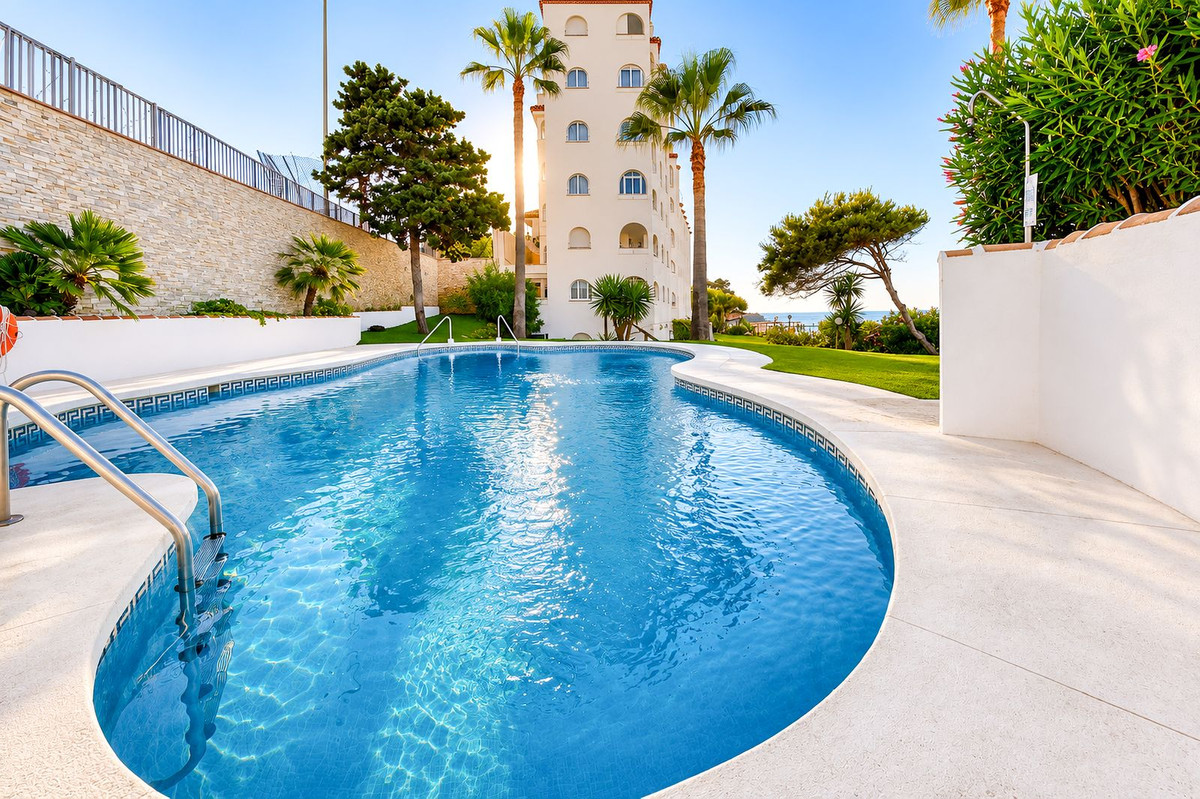 2 Bed Apartment for sale in Riviera Del Sol Costa Del Sol, Málaga, Spain