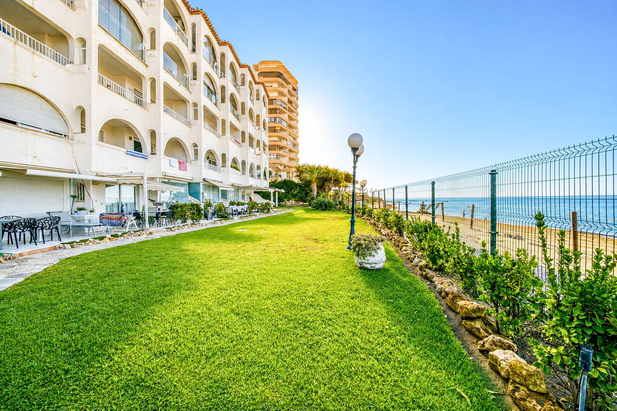 2 Bed Apartment for sale in Riviera Del Sol Costa Del Sol, Málaga, Spain