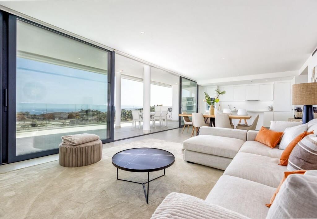 3 Bed Apartment for sale in Higueron Costa Del Sol, Málaga, Spain