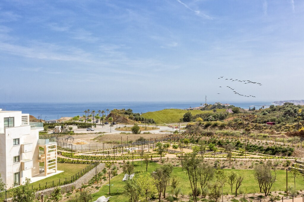 3 Bed Apartment for sale in Higueron Costa Del Sol, Málaga, Spain