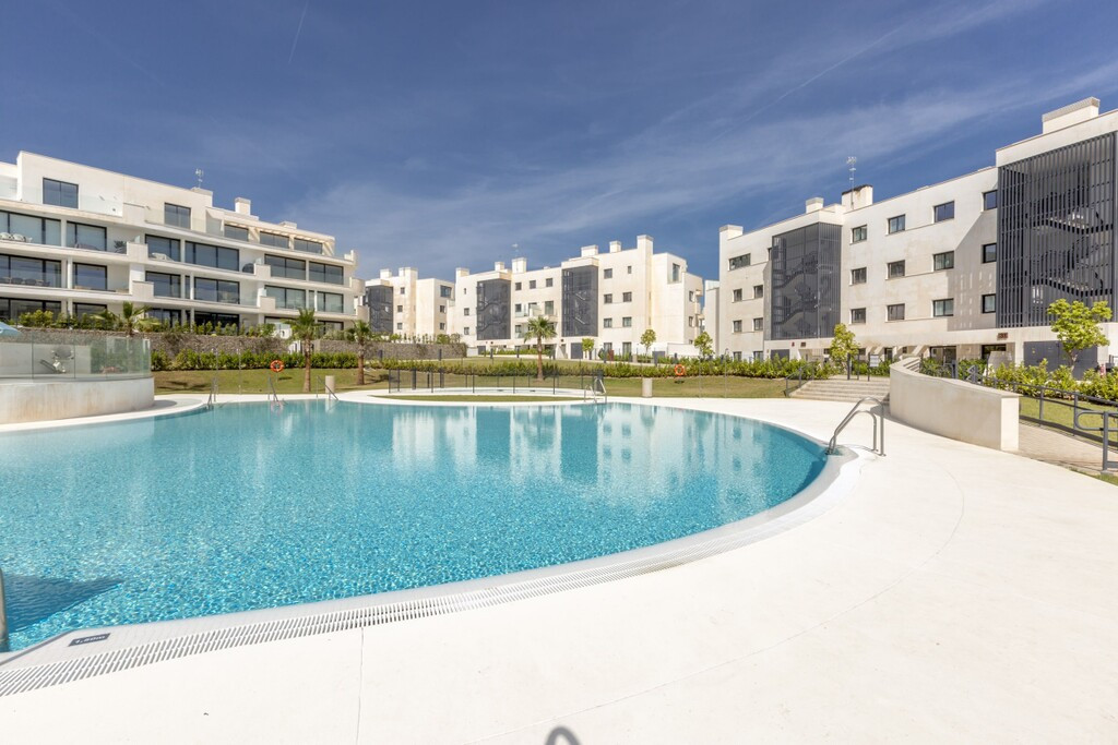3 Bed Apartment for sale in Higueron Costa Del Sol, Málaga, Spain