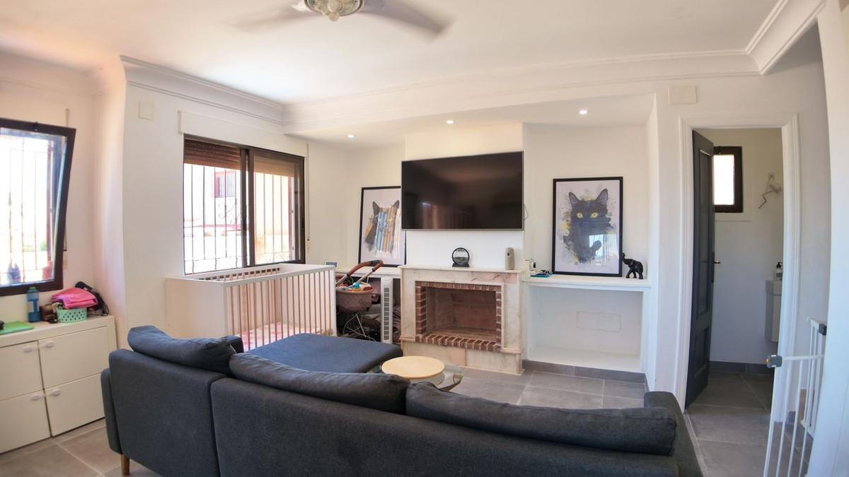 3 Bed Townhouse for sale in San Miguel De Salinas Costa Blanca, Alicante, Spain
