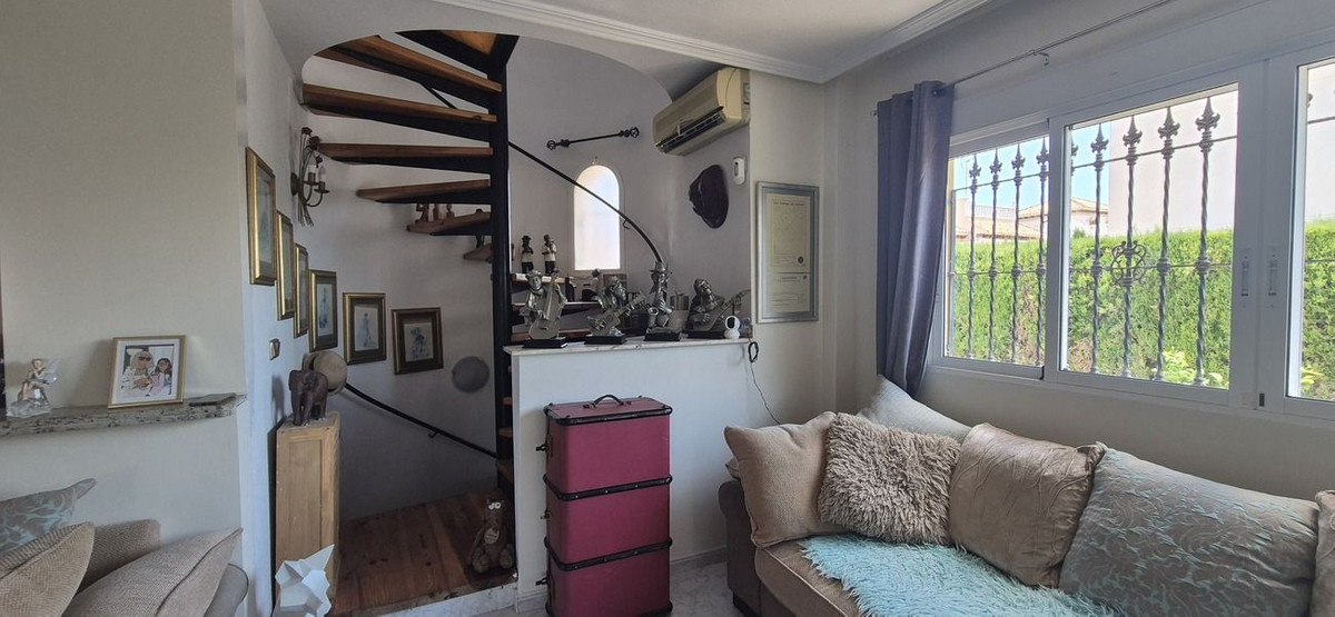 4 Bed Townhouse for sale in Orihuela Costa Costa Blanca, Alicante, Spain