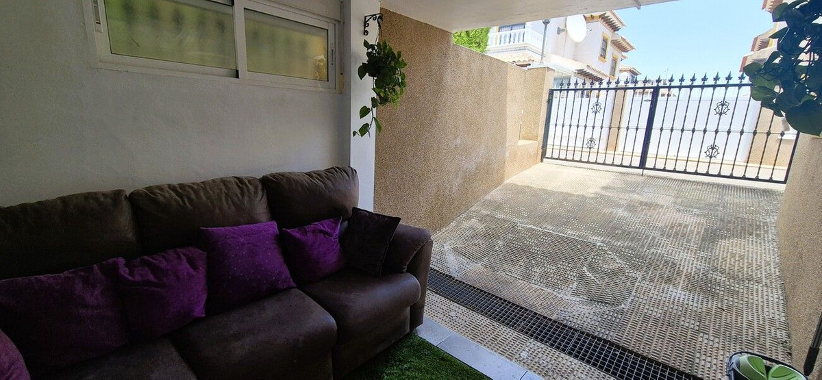 4 Bed Townhouse for sale in Orihuela Costa Costa Blanca, Alicante, Spain