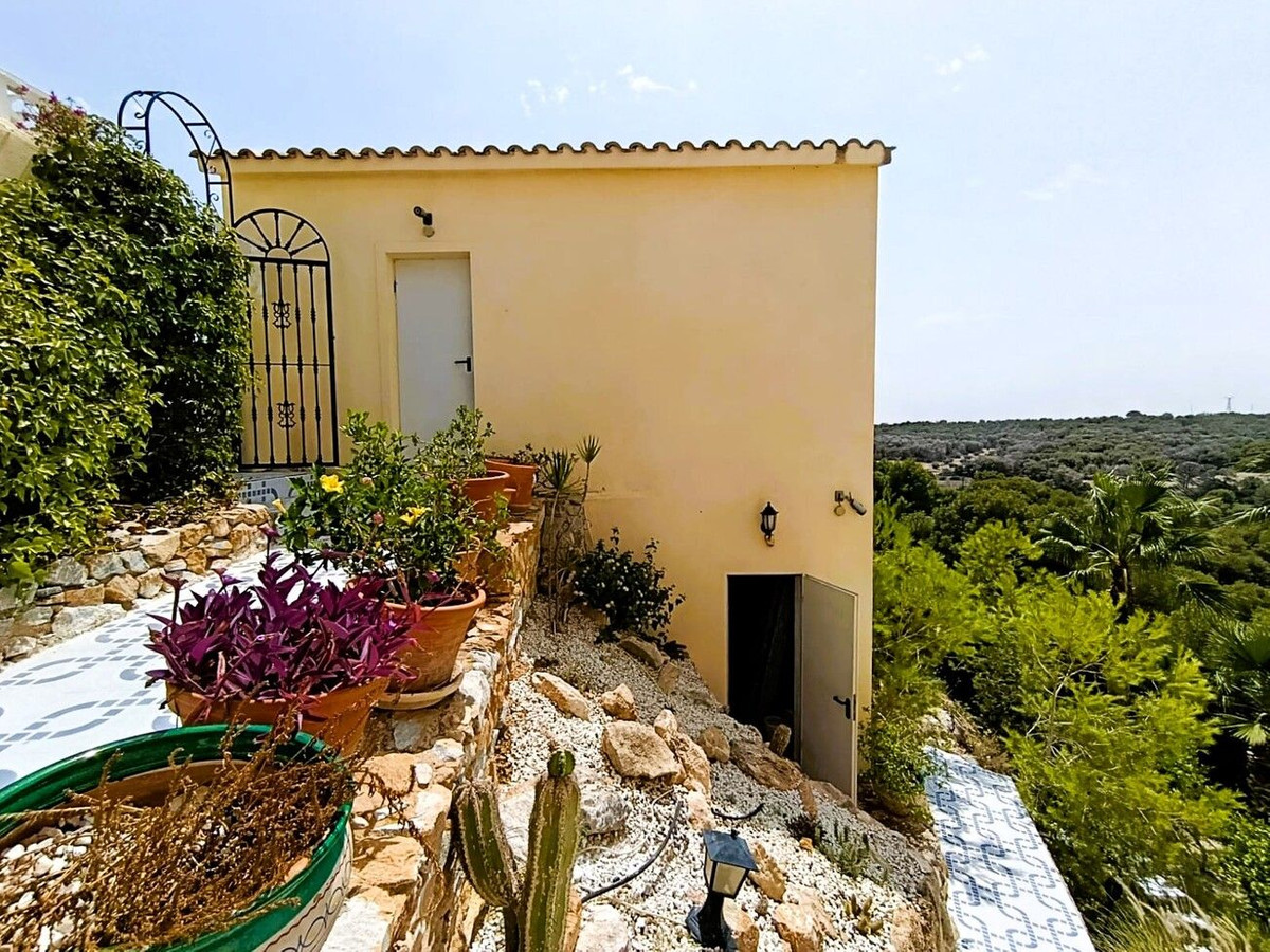 Se vende Villa - Chalet de 4 dormitorios en Costa Blanca, Alicante, España