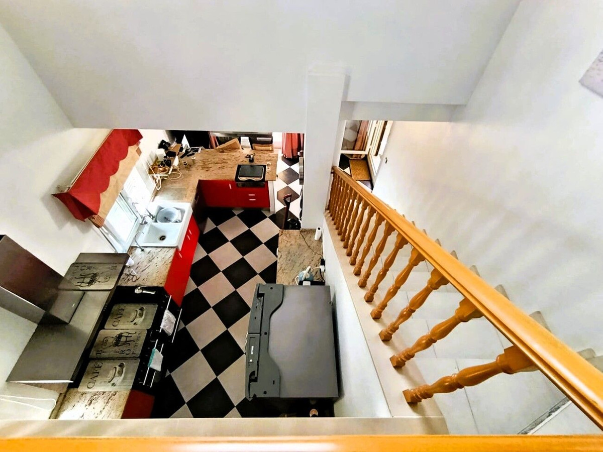 Se vende Villa - Chalet de 4 dormitorios en Costa Blanca, Alicante, España