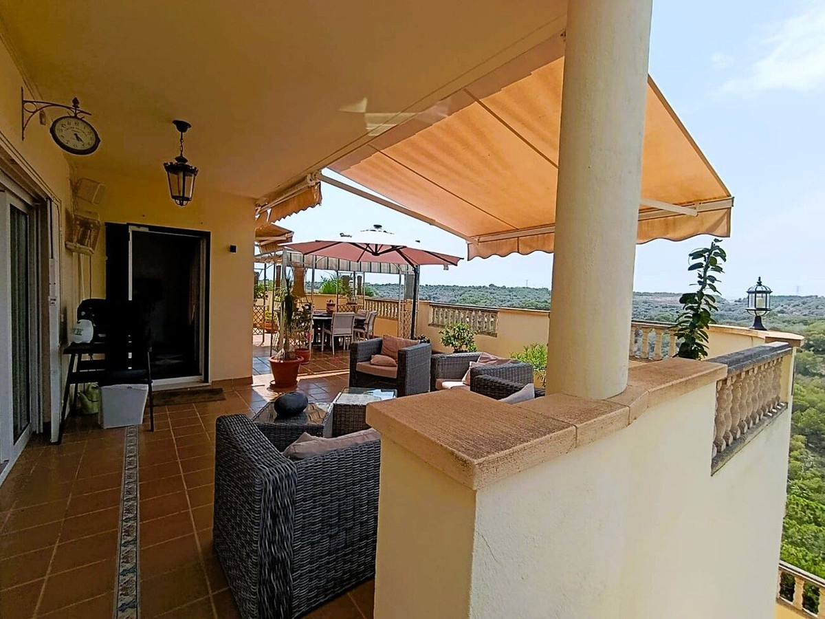 Se vende Villa - Chalet de 4 dormitorios en Costa Blanca, Alicante, España