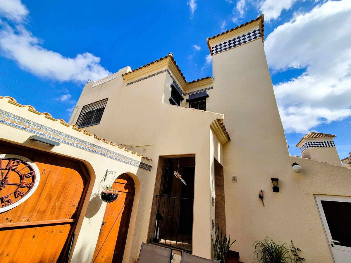 3 Bed Townhouse for sale in Orihuela Costa Costa Blanca, Alicante, Spain